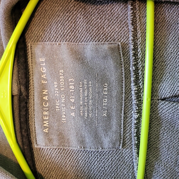 AMERICAN EAGLE HOODED SWEATSHIRT/JACKET - Picture 2 of 3